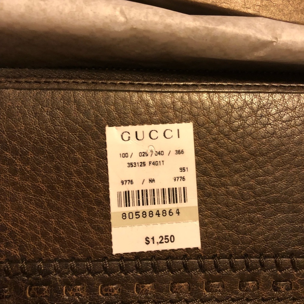 Wallet - Picture 2 of 8